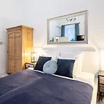 Ultra - Charming And New - Quiet Sleep