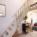 Апартаменты Ultra - Charming And New - Quiet Sleep *