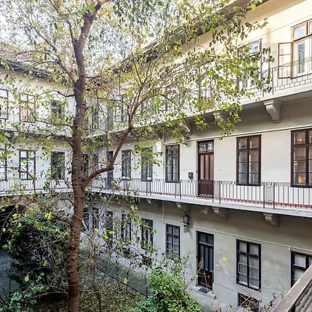 Ultra - Charming And New - Quiet Sleep Apartament