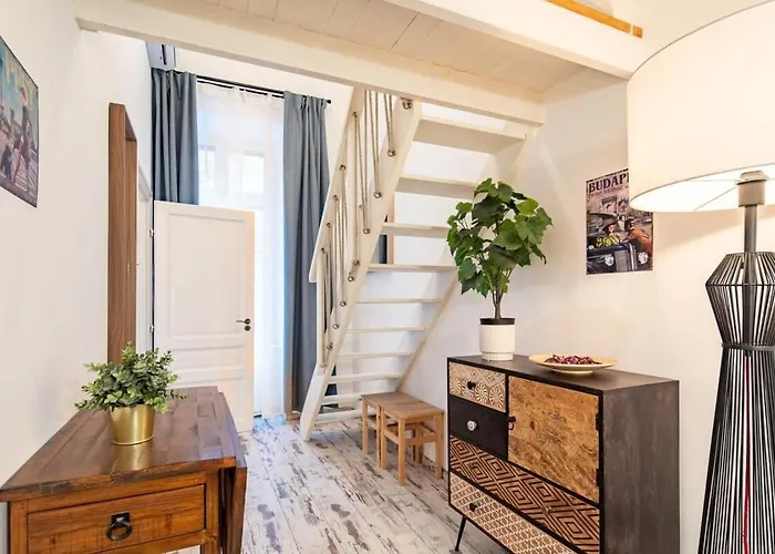 Ultra - Charming And New - Quiet Sleep