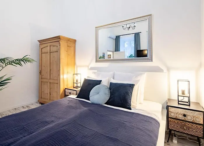 Ultra - Charming And New - Quiet Sleep